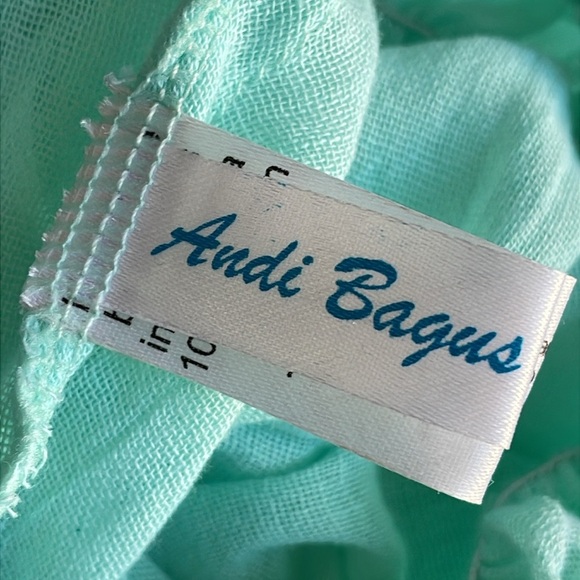 Andi Bagus Green Blouse with Relaxed Boxy Smock fit - Picture 5 of 6